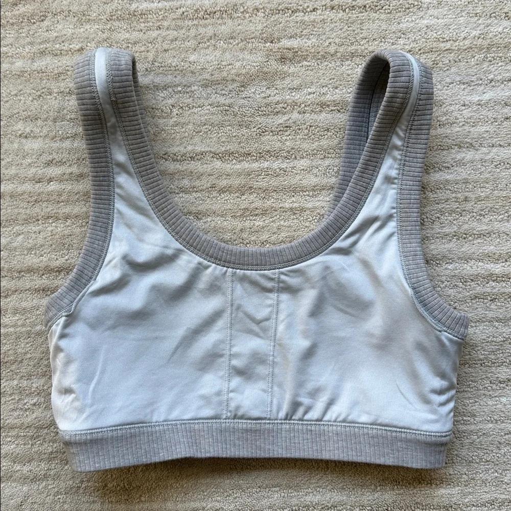 ALO Yoga Wellness Bra Ribbed Wide Thick Strap Stretch Workout Lounge Grey Medium